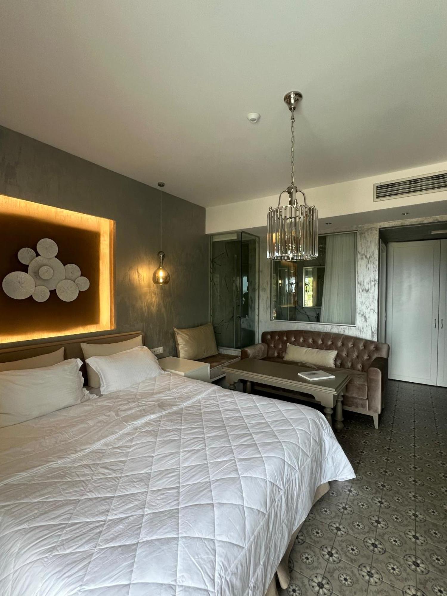 Irida Boutique Hotel ปาร์กา ภายนอก รูปภาพ